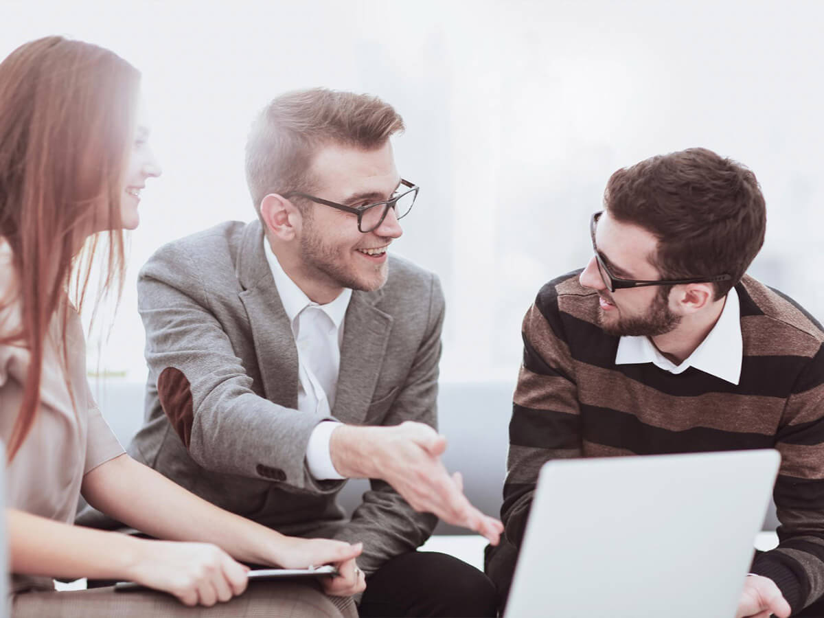 Jasmin Marketing and Advertising Agency - How Should My Business Use LinkedIn for B2B Marketing
