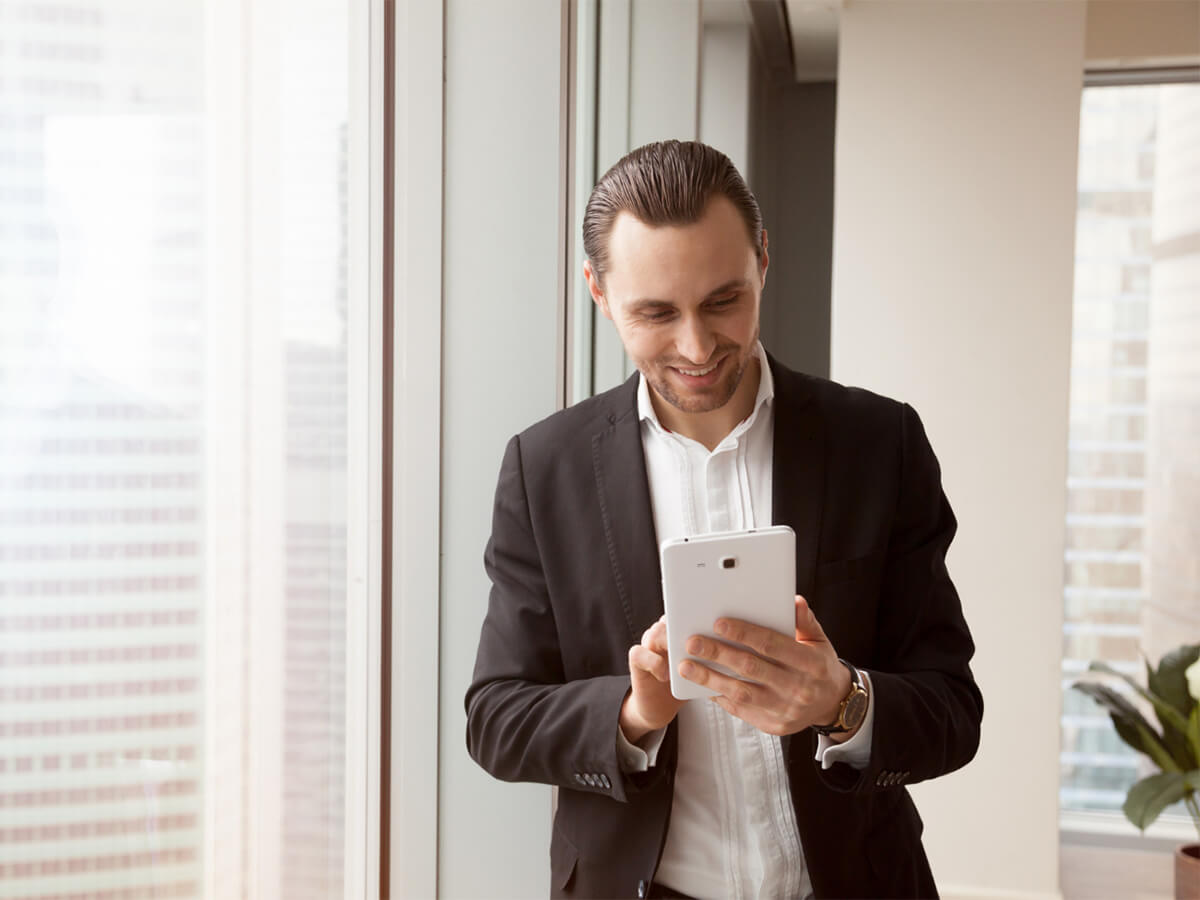 Comprehensive Guide to Analyzing Your Competitive Landscape